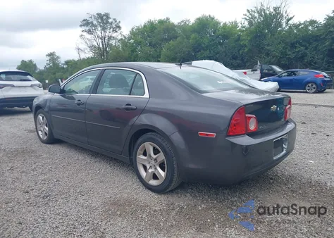 2010 Chevrolet Malibu Ls z USA, uszkodzony, nr VIN 1G1ZA5E0XAF216858